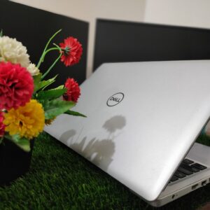 Dell inspiron P75F Laptop