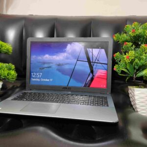 Asus X541UV Laptop